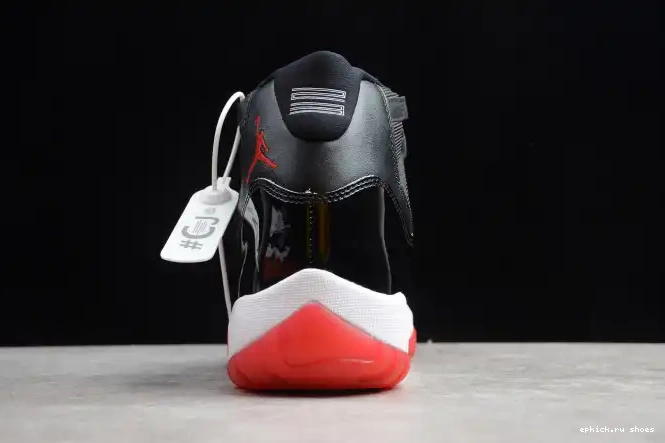 Cheap Jordan Air Bred(2019) 11 378037-061 0527
